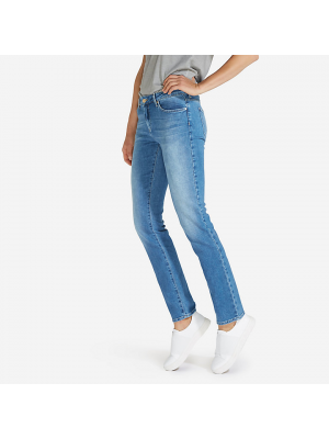 WRANGLER® WOMEN'S BORN READY STRAIGHT JEAN WBL0049